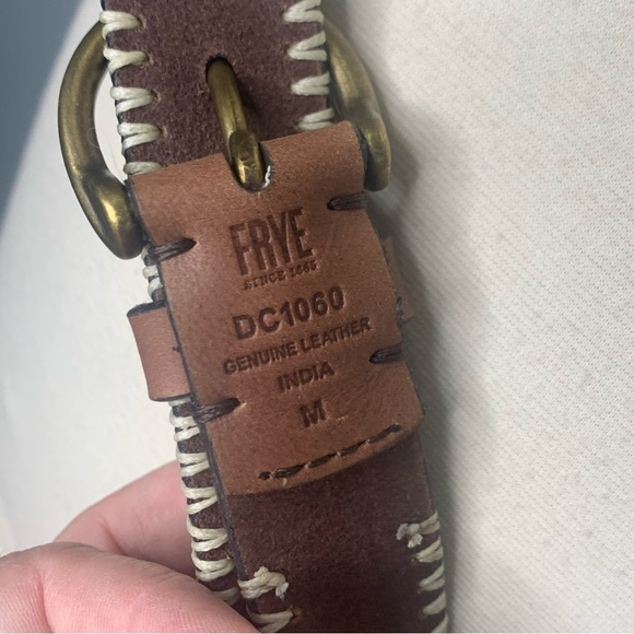 Frye Women’s Brown With Contrast Stitching Detail Belt Size M - Picture 6 of 8